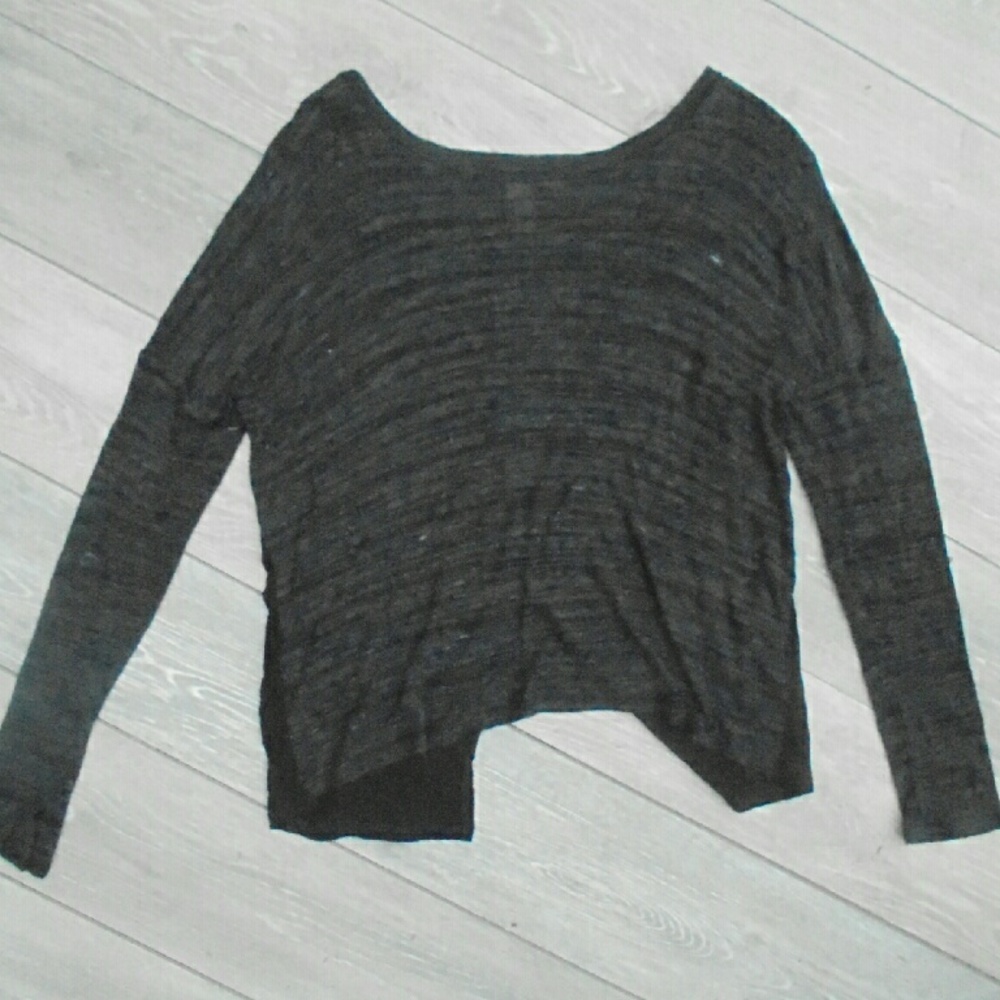 FOREVER 21 Long Sleeve W/Slit Open Back Top Small