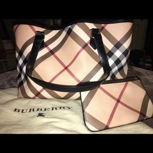 Burberry Nova Check Tote Bag - Large