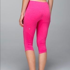 Lululemon In the Flow Crop