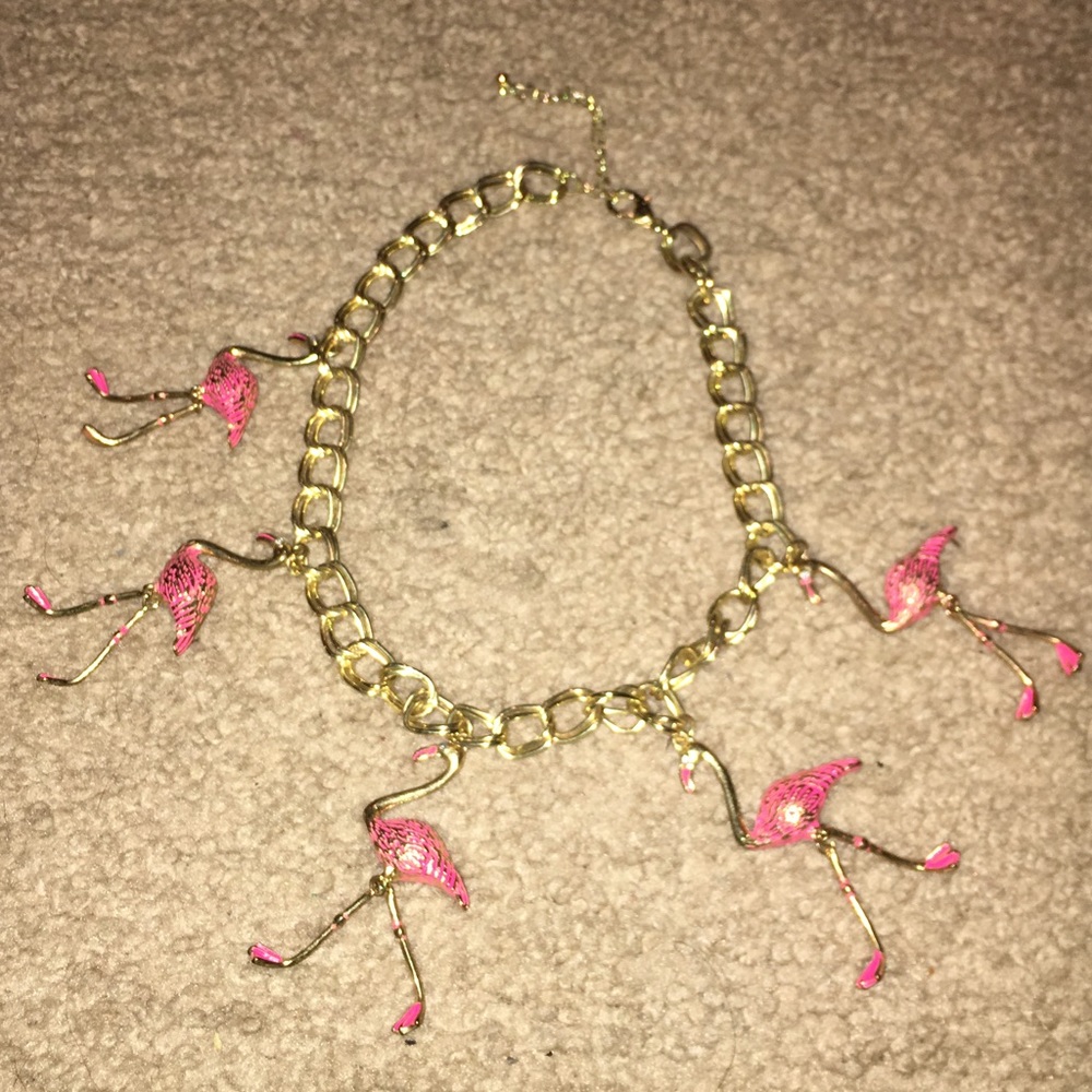 KITCHY FLAMINGO NECKLACE