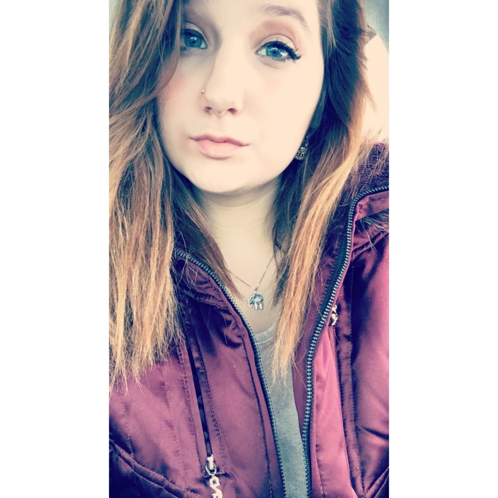 Meet your Posher, Hannah