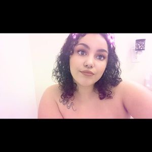 Meet your Posher, Jasmine