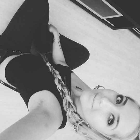 In Search of Sunrise ♡ - Picture 3 of 3