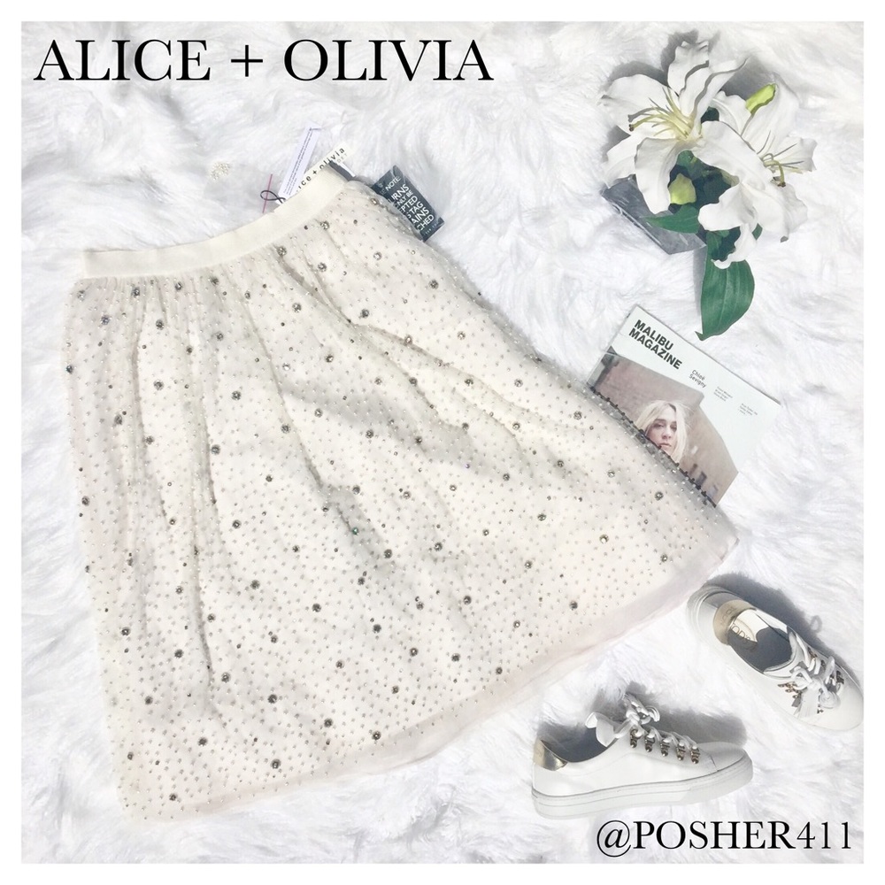 Alice  + Olivia Embellished Tulle Cream Skirt - Picture 3 of 8