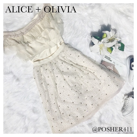 Alice + Olivia Embellished Tulle Cream Skirt - Picture 2 of 8