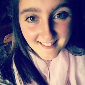 Meet your Posher, Ashleigh