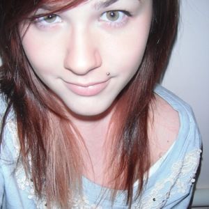 Meet your Posher, Alicia