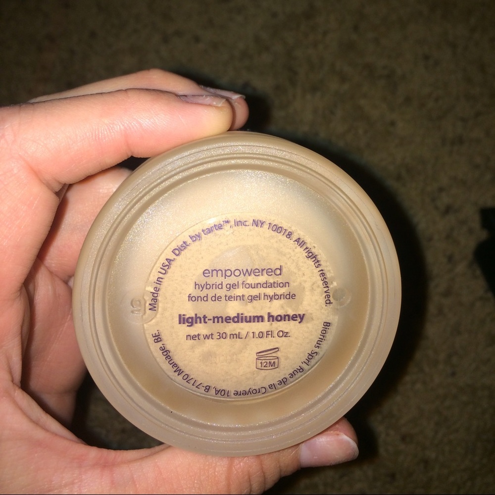 Tarte hybrid gel foundation