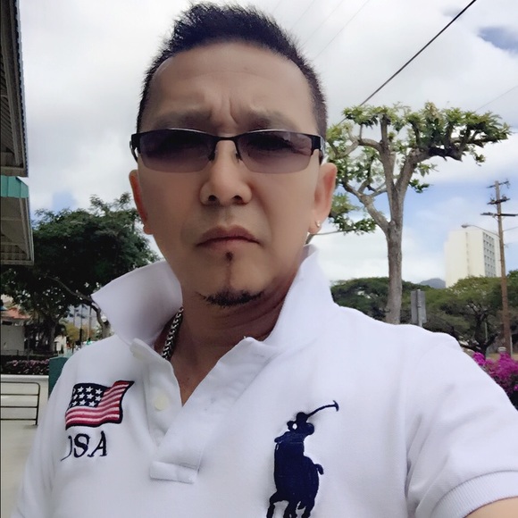 Meet your Posher, Calvin - Picture 1 of 1