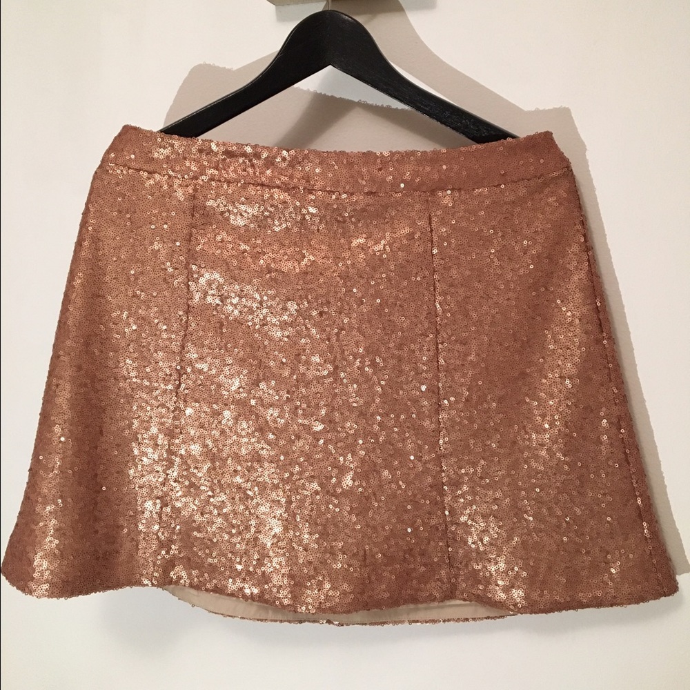 Decree Rose Gold Sequin Mini Skirt