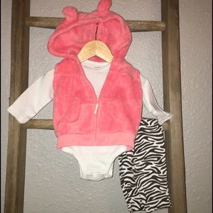 Carter's 3 Piece Set - 9 Months