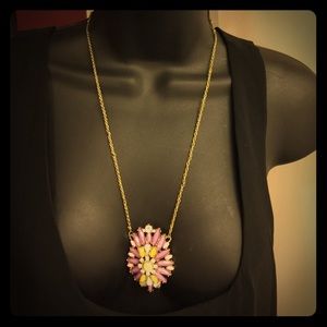 Purple flower design necklace and stud earrings