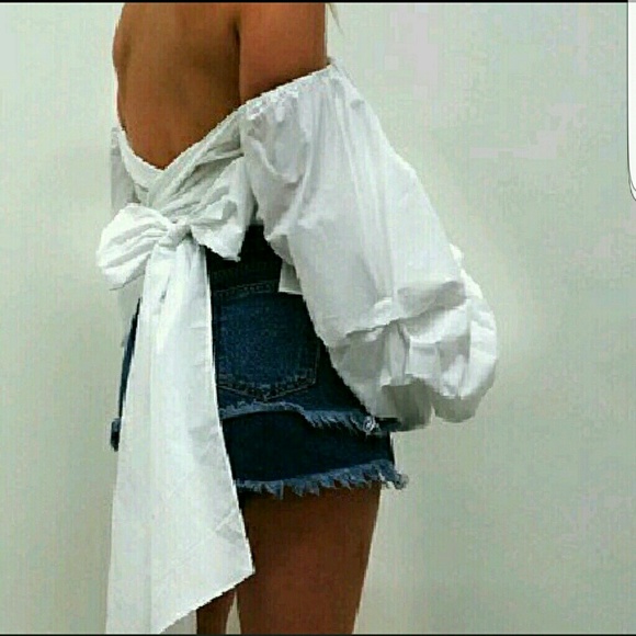 🛍 ROMANTIC OFF THE SHOULDER WRAP BLOUSE - Picture 3 of 4