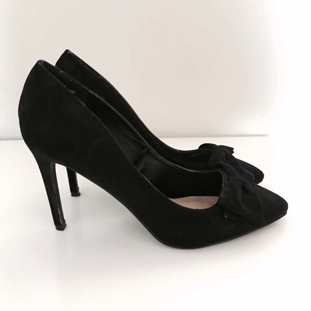 Black heels