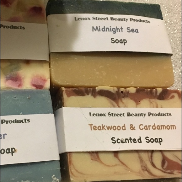 ✅NATURAL INGREDIENTS❤️❤️2 BARS OF SOAP - Picture 1 of 4