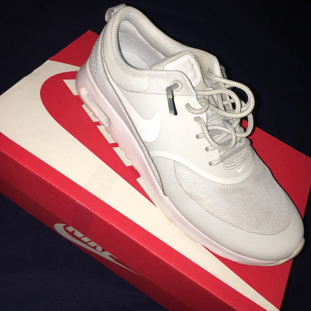 Nike Air Max Thea WMNS Size 7.5