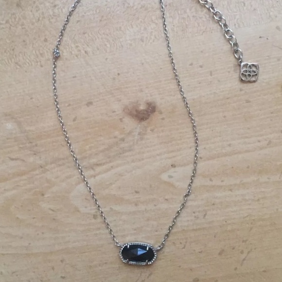 Kendra Scott Jewelry - Kendra Scott necklace - black