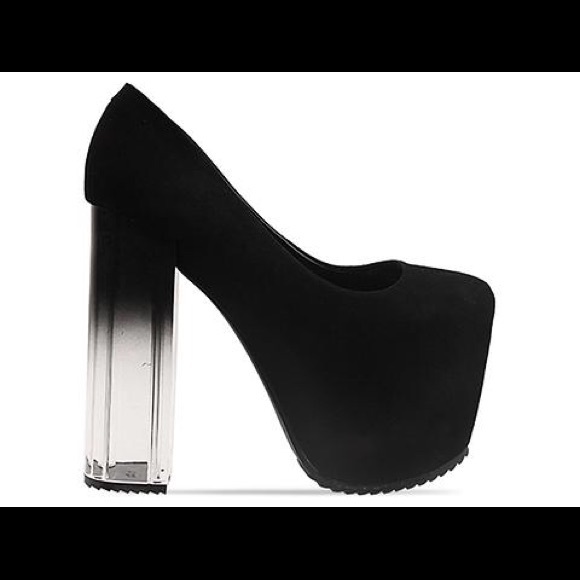 ISO! UNIF Suede Vapor Platform Heels - Picture 3 of 3