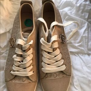 Brand New Guess Shoes