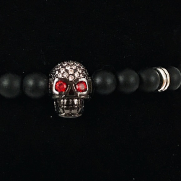 Women onyx & black rhodium cz skull bracelet - Picture 5 of 7