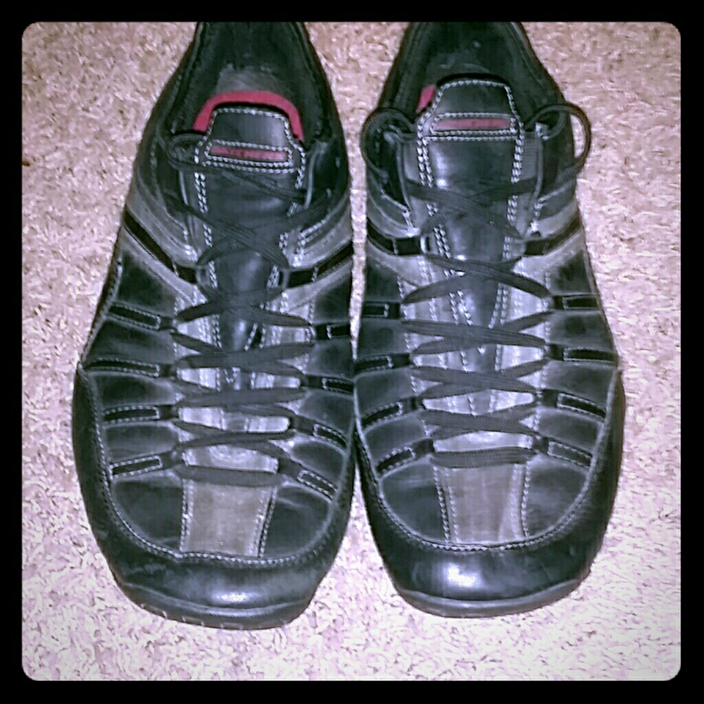 Leather black Skechers dress sneakers