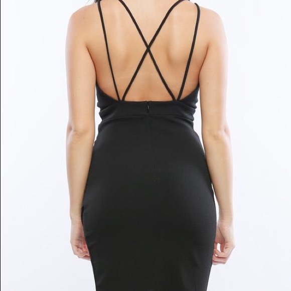 Tulip Dress with Plunge Neckline - Picture 3 of 3