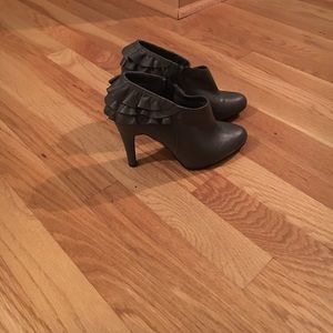 Cute and sexy booties - size 6.