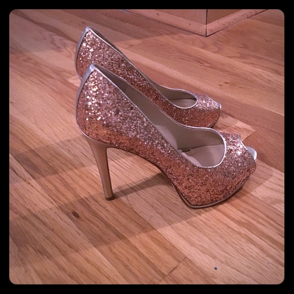 Guess Gold Glitter Heels Size 6 - Picture 1 of 3