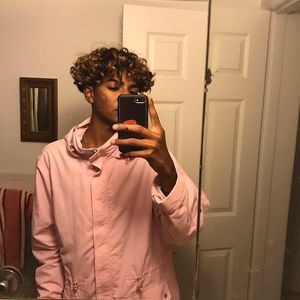 Meet your Posher, Elijah