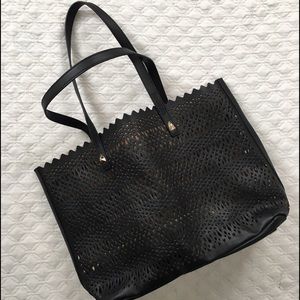 Stella and dot tote