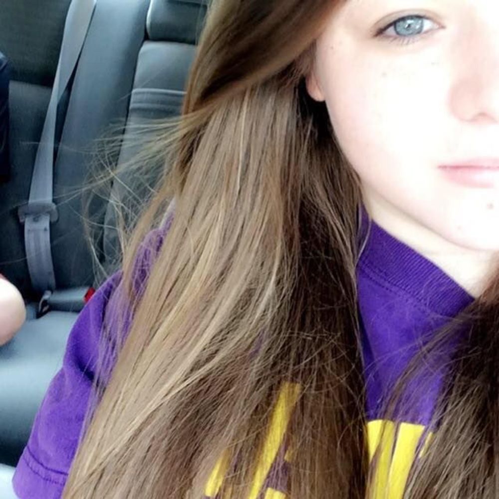 Meet your Posher, Brooke