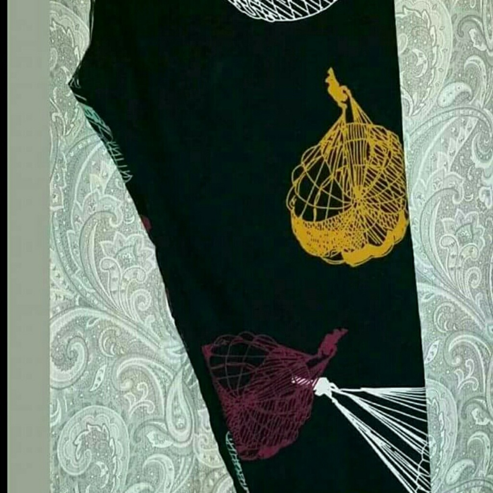 Lularoe TC leggings with parachutes!!