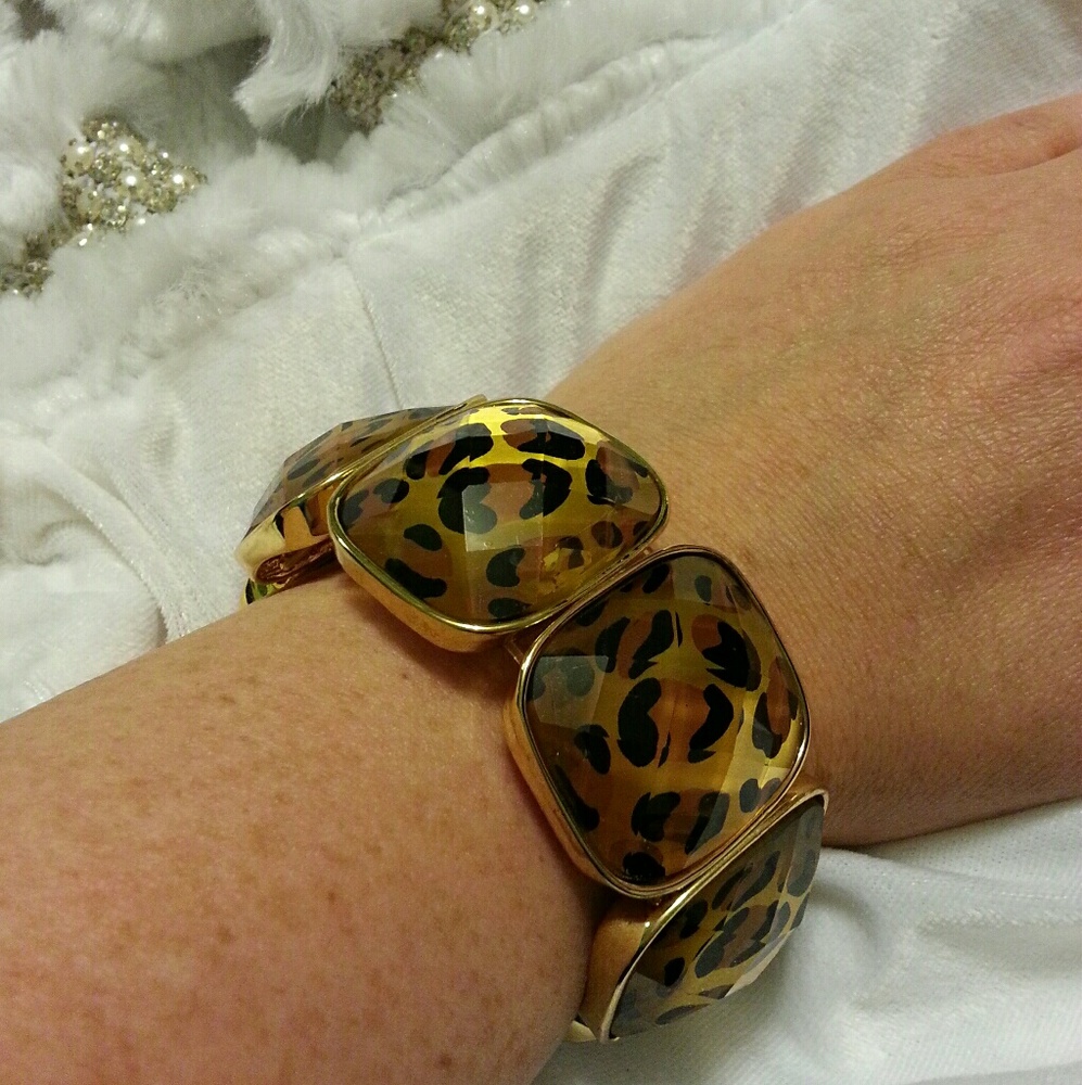 Gorgeous Leopard Bracelet