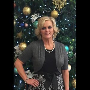 Meet your Posher, Gina