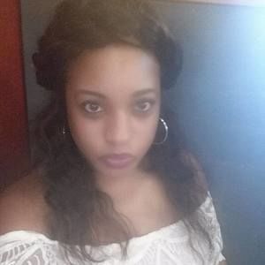 Meet your Posher, Tenisha