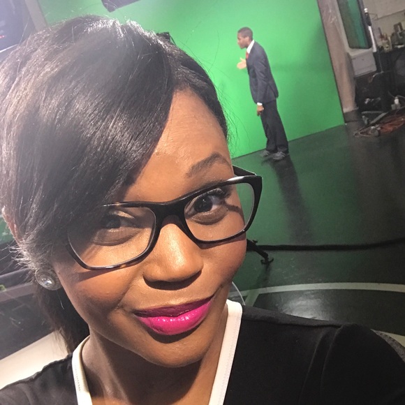 Meet your Posher, Brittany - Picture 3 of 4