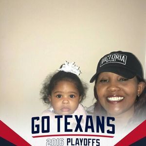 Meet your Posher, Charlane