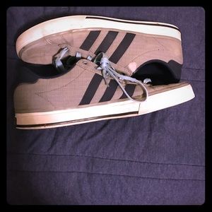 Size 9 men's Adidas Grey and Blue sneakers
