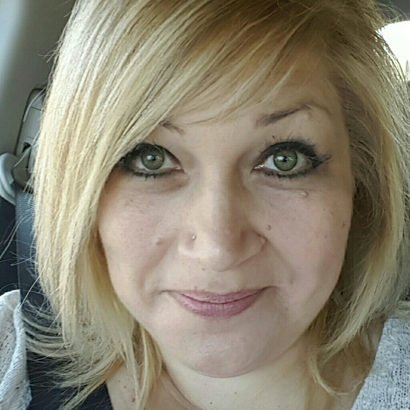 Meet your Posher, Sherri - Picture 1 of 1