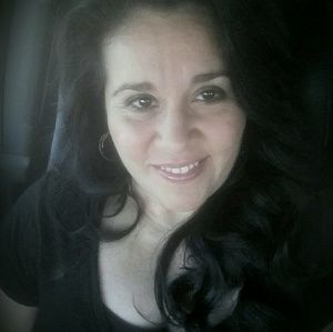 Meet your Posher, Aida