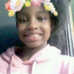 Meet your Posher, Harmony