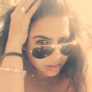 Meet your Posher, Liliet