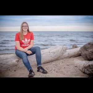 Meet your Posher, Alana