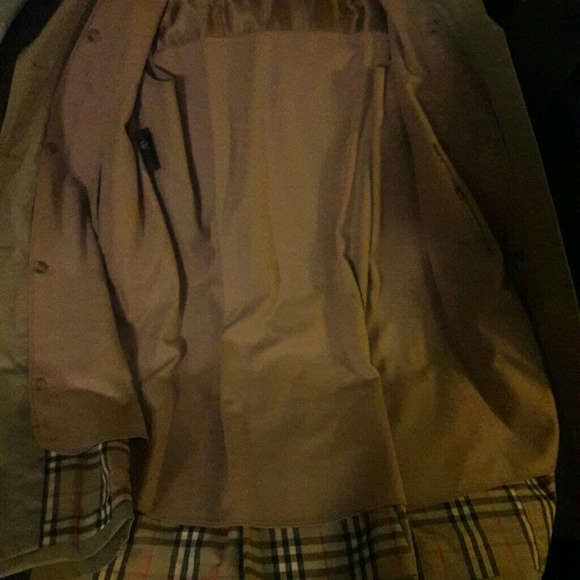 Burberry Coat - Picture 5 of 8