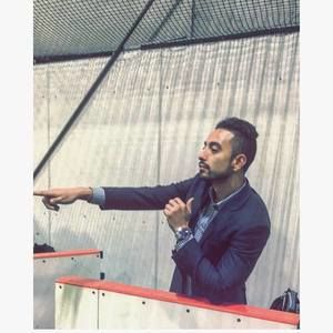 Meet your Posher, Victor