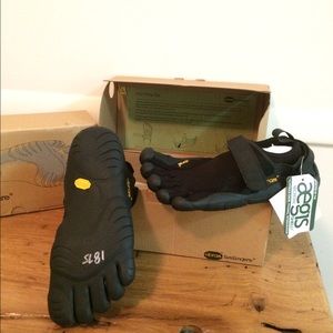 Vibram Fivefingers new in box