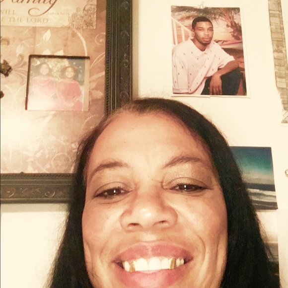 Meet your Posher, Patsy - Picture 1 of 1