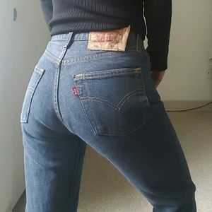 FINAL SALE! Levi's Vintage High Waisted 501