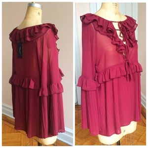 Romeo + Juliet long sleeve lace up