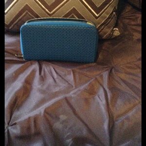 Benjamin wallet by thirty-one